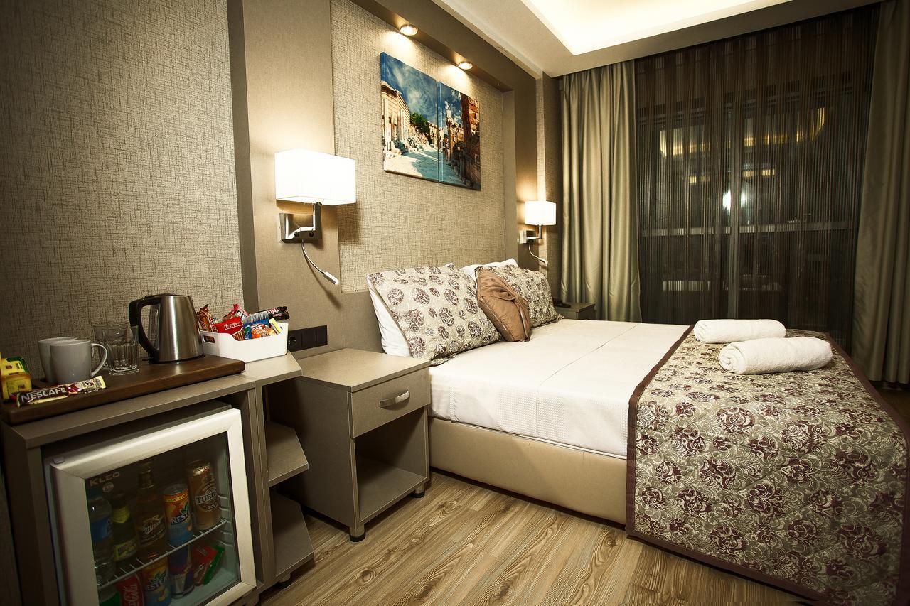 Hotel Iz Smirne Esterno foto