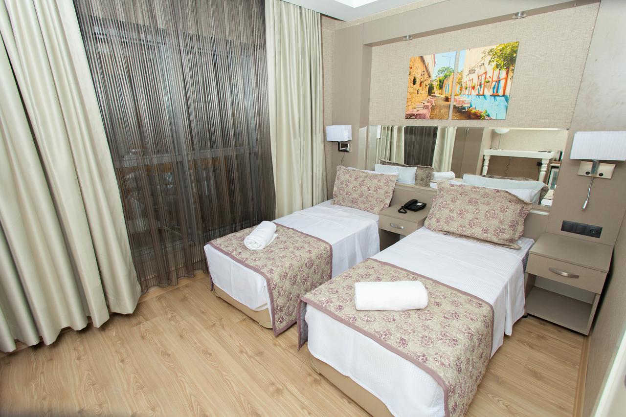 Hotel Iz Smirne Esterno foto